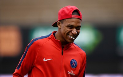 幻影体育动态-维尔茨带球突破无人能挡